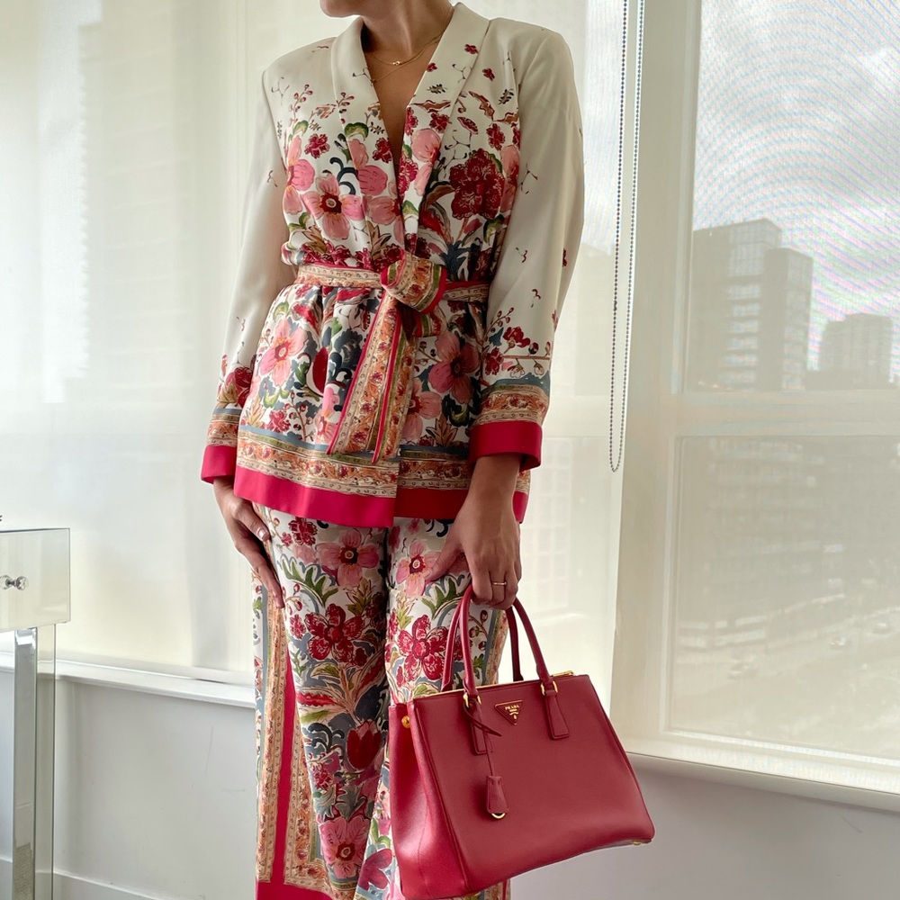 Full Zara suit size XL